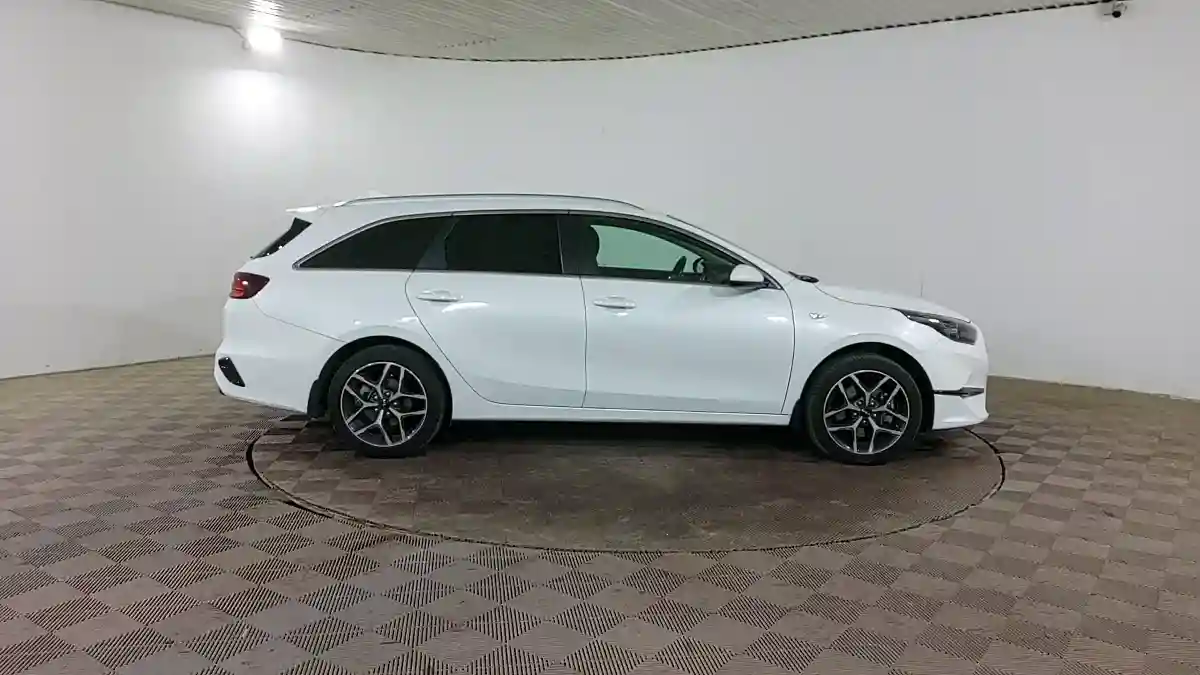 Kia Ceed 2023 года за 8 790 000 тг. в Шымкент
