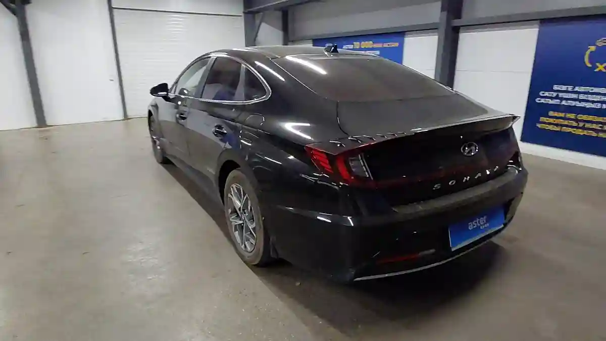 Hyundai Sonata 2022 года за 9 790 000 тг. в Астана