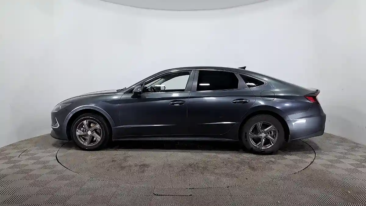 Hyundai Sonata 2023 года за 10 000 000 тг. в Астана