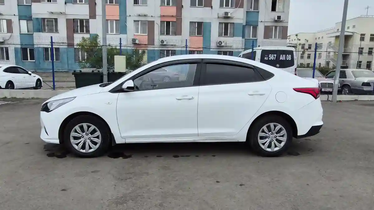 Hyundai Accent 2023 года за 7 790 000 тг. в Алматы