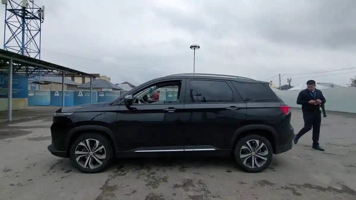 Chevrolet Captiva 2025 года за 10 990 000 тг. в Шымкент