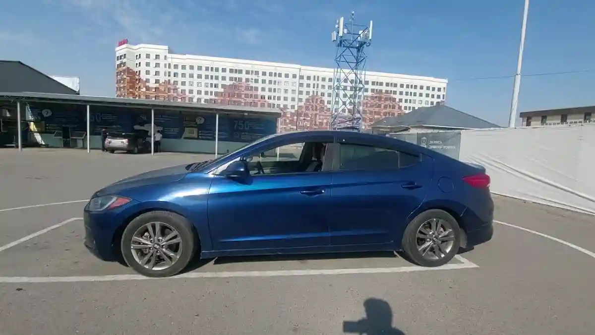 Hyundai Elantra 2018 года за 5 490 000 тг. в Шымкент