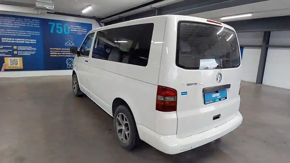 Volkswagen Transporter 2006 года за 6 000 000 тг. в Астана