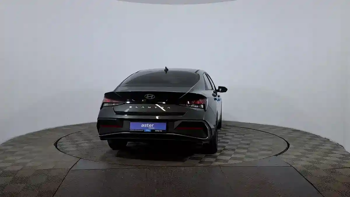 Hyundai Elantra 2025 года за 8 650 000 тг. в Астана