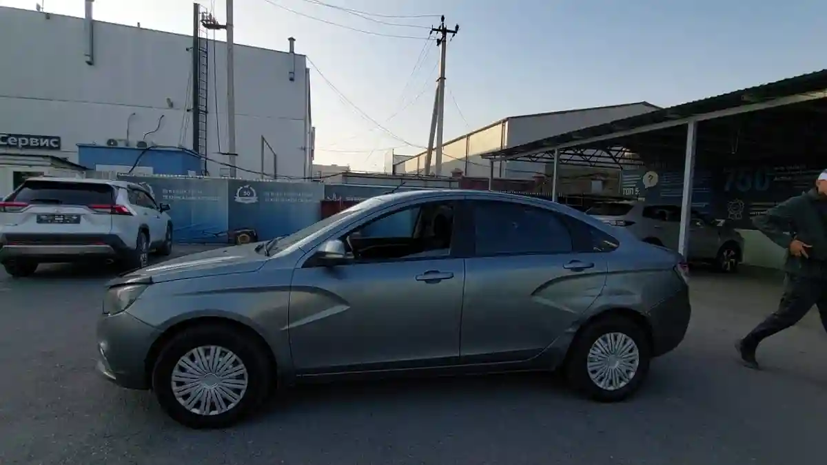 LADA (ВАЗ) Vesta 2018 года за 2 290 000 тг. в Шымкент