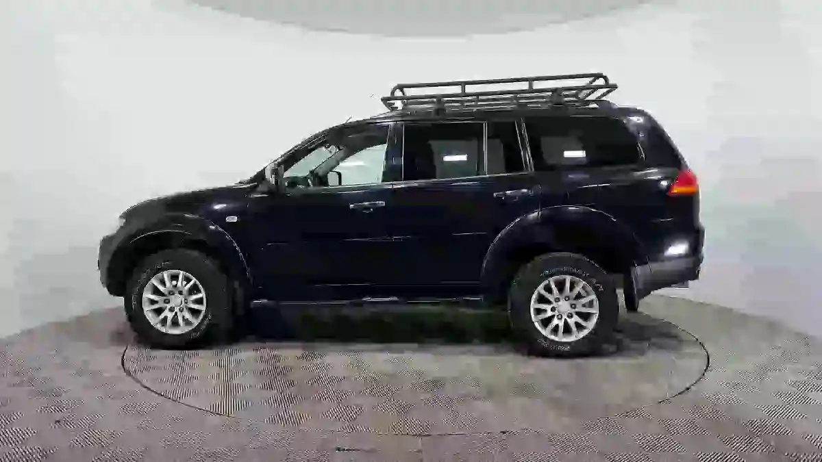 Mitsubishi Pajero Sport 2011 года за 8 590 000 тг. в Астана