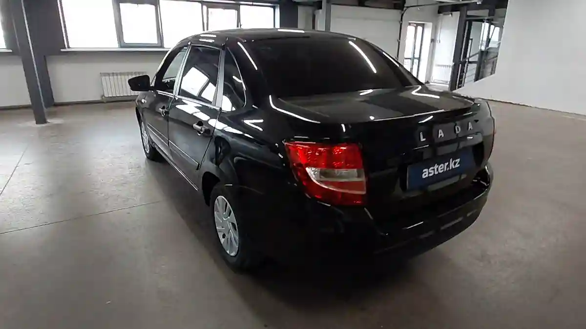 LADA (ВАЗ) Granta 2019 года за 2 800 000 тг. в Астана