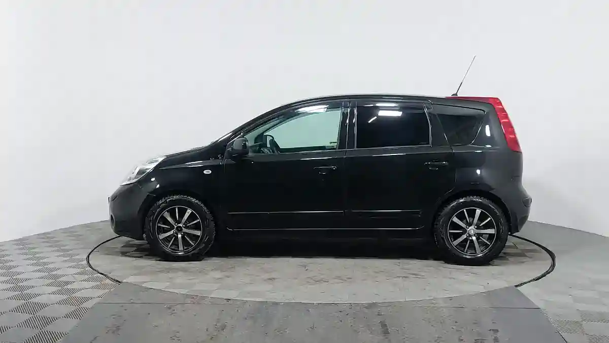 Nissan Note 2012 года за 4 500 000 тг. в Астана