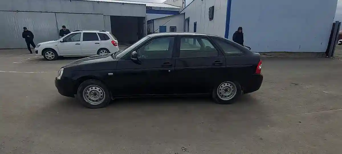 LADA (ВАЗ) Priora 2012 года за 2 000 000 тг. в Атырау