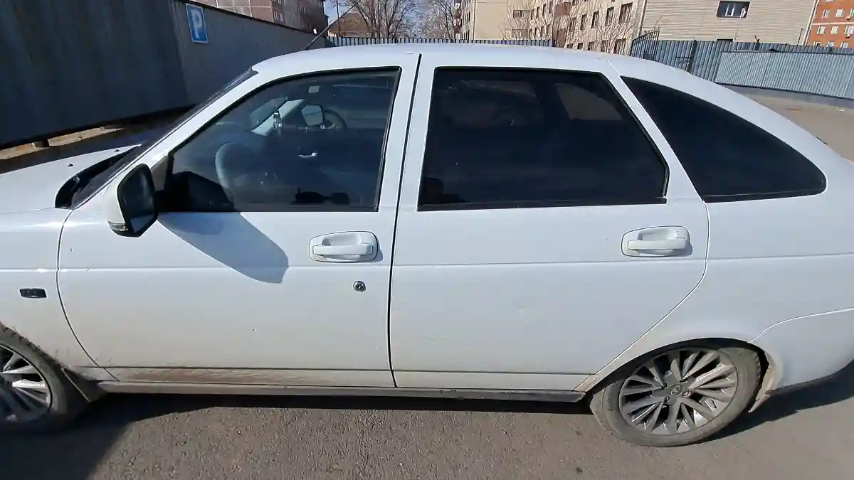 LADA (ВАЗ) Priora 2015 года за 3 100 000 тг. в Экибастуз