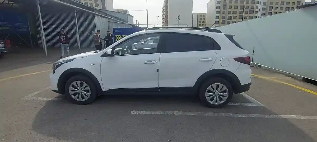 Kia Rio 2021 года за 9 300 000 тг. в Алматы