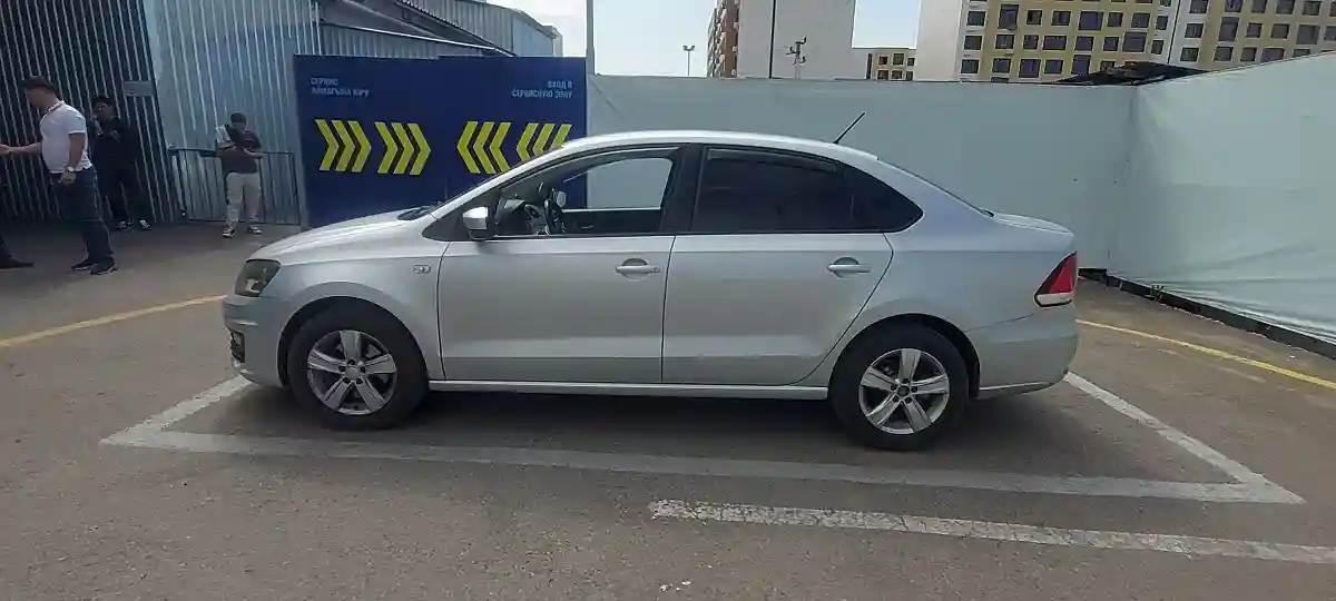 Volkswagen Polo 2016 года за 6 300 000 тг. в Алматы