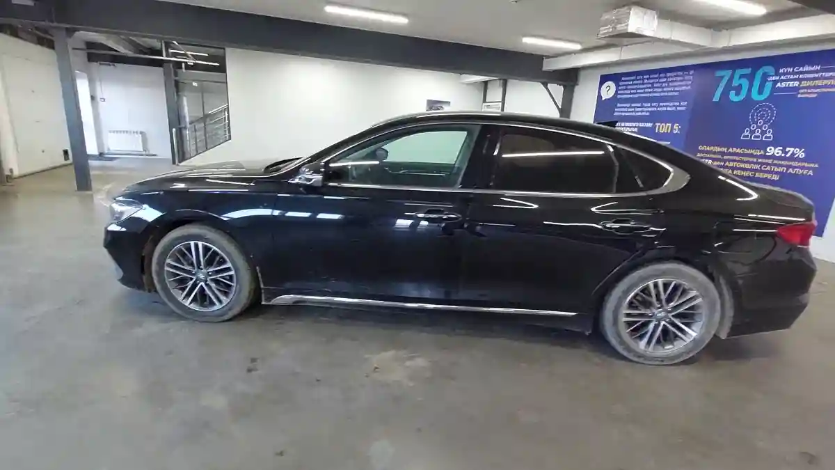 Hyundai Grandeur 2017 года за 10 000 000 тг. в Астана