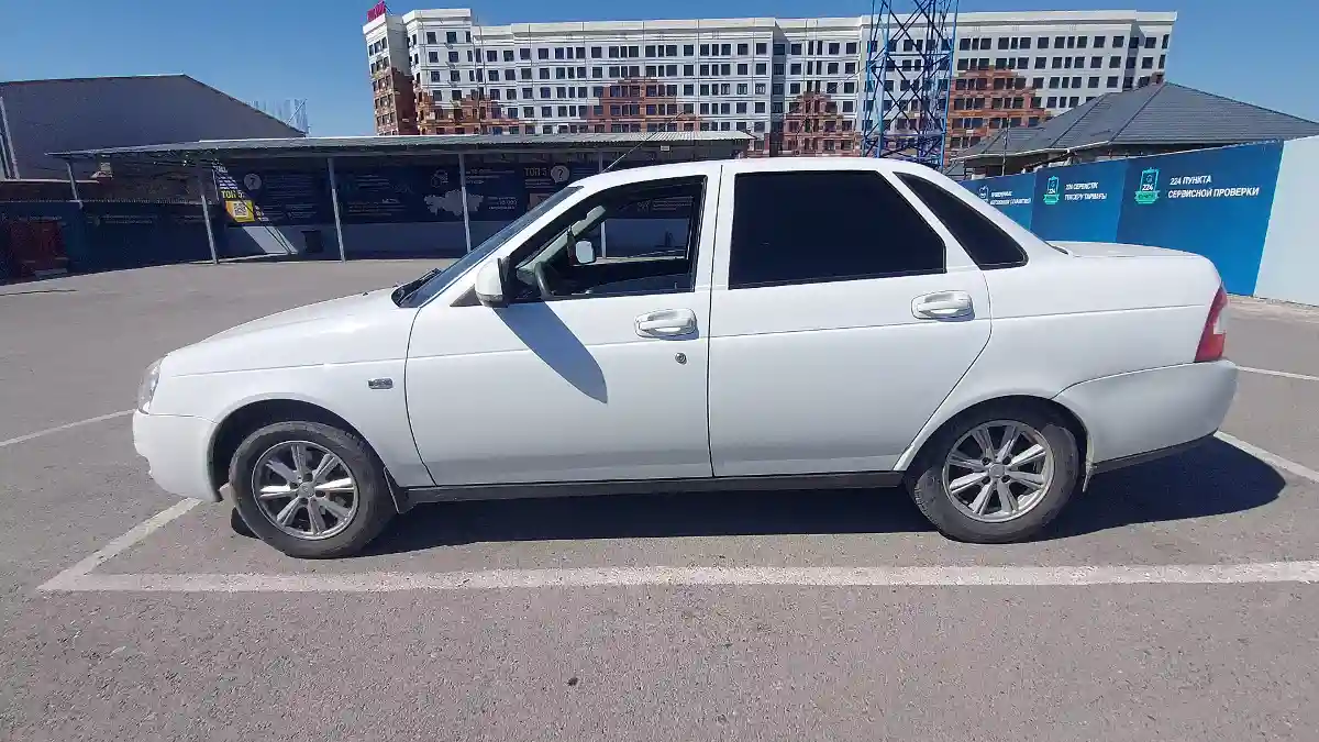 LADA (ВАЗ) Priora 2015 года за 3 500 000 тг. в Шымкент