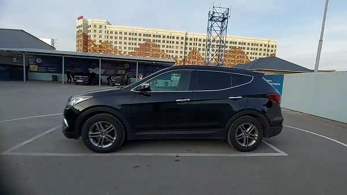 Hyundai Santa Fe 2017 года за 11 000 000 тг. в Шымкент