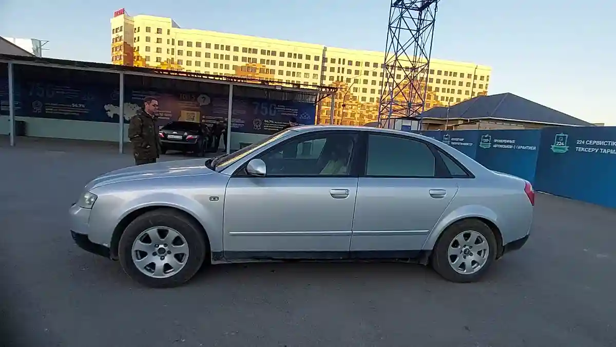 Audi A4 2001 года за 2 500 000 тг. в Шымкент