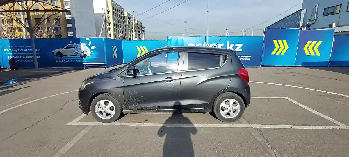 Chevrolet Spark 2018 года за 3 900 000 тг. в Алматы