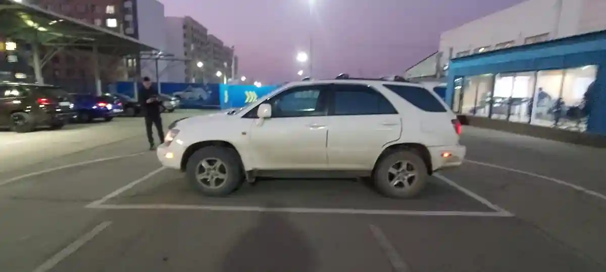 Lexus RX 1998 года за 4 000 000 тг. в Алматы