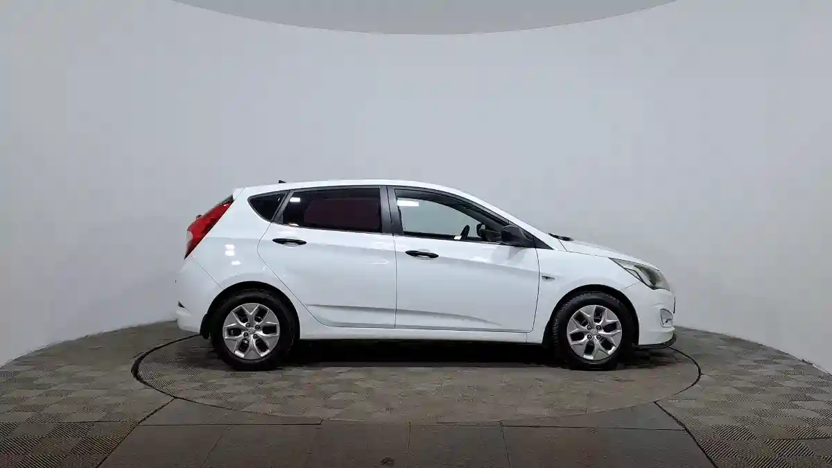 Hyundai Solaris 2014 года за 5 100 000 тг. в Астана