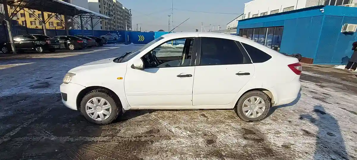LADA (ВАЗ) Granta 2014 года за 3 200 000 тг. в Алматы
