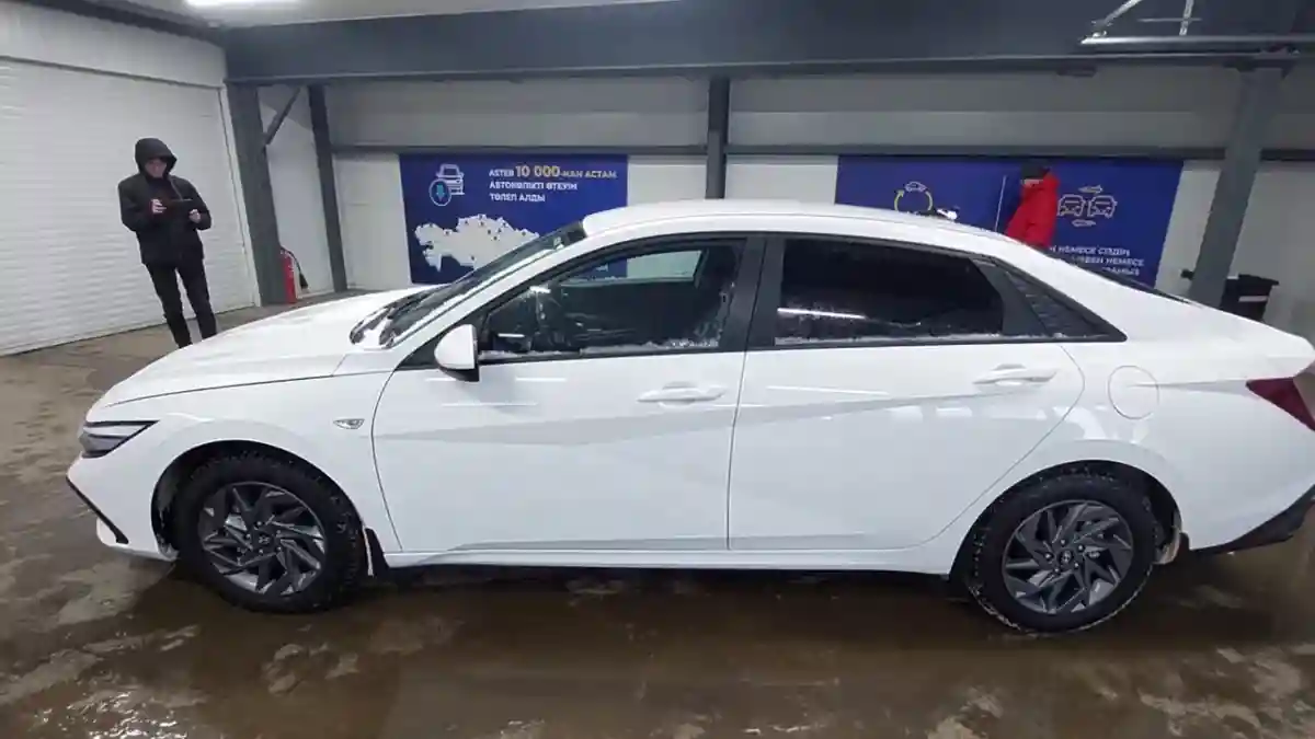Hyundai Elantra 2024 года за 10 500 000 тг. в Астана