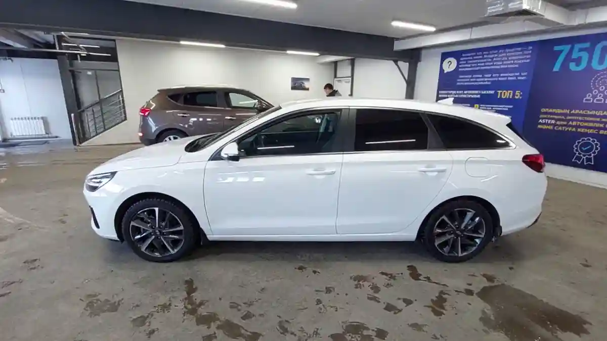 Hyundai i30 2023 года за 9 500 000 тг. в Астана