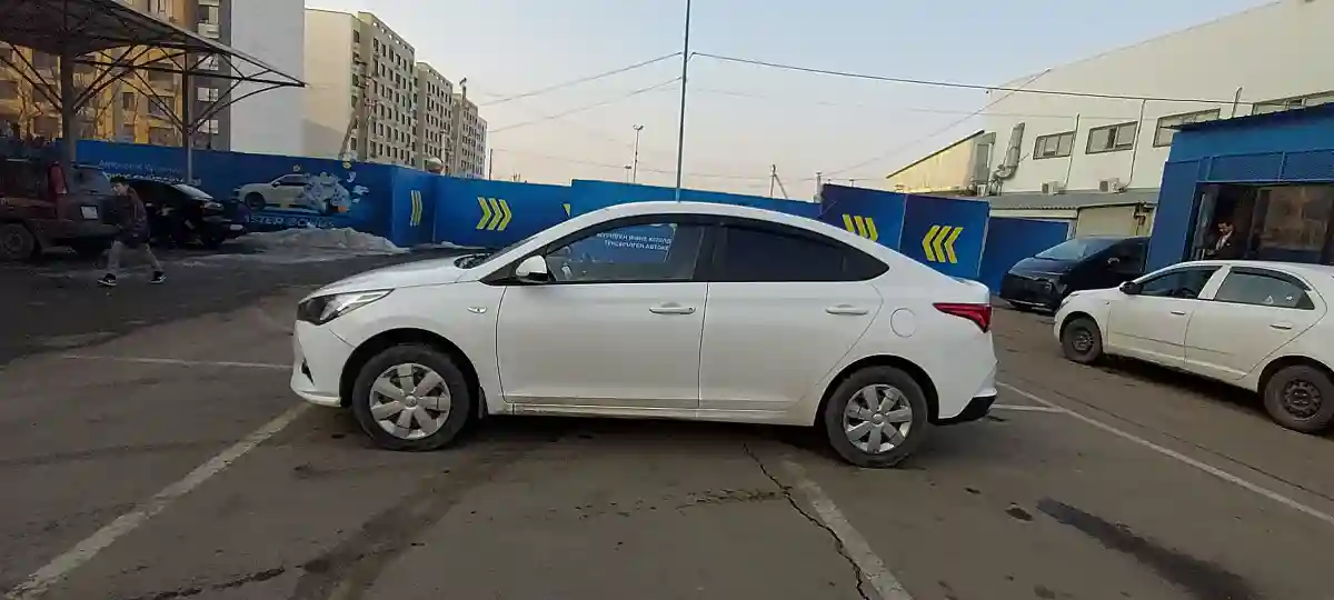 Hyundai Accent 2022 года за 5 800 000 тг. в Алматы
