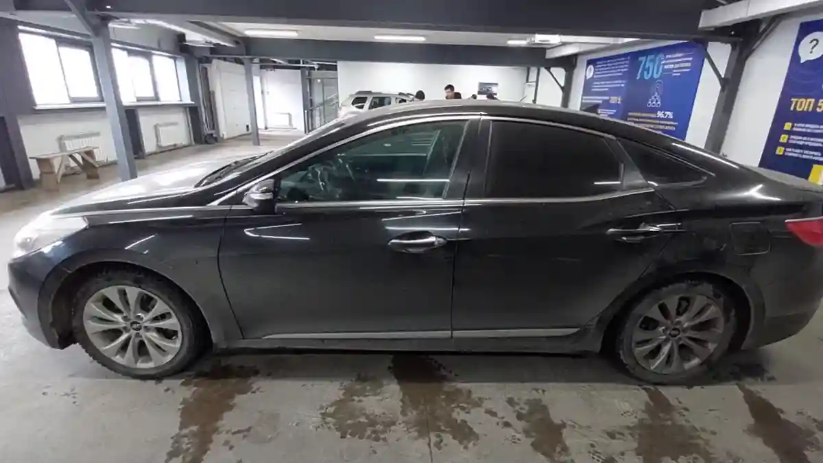 Hyundai Grandeur 2013 года за 8 000 000 тг. в Астана