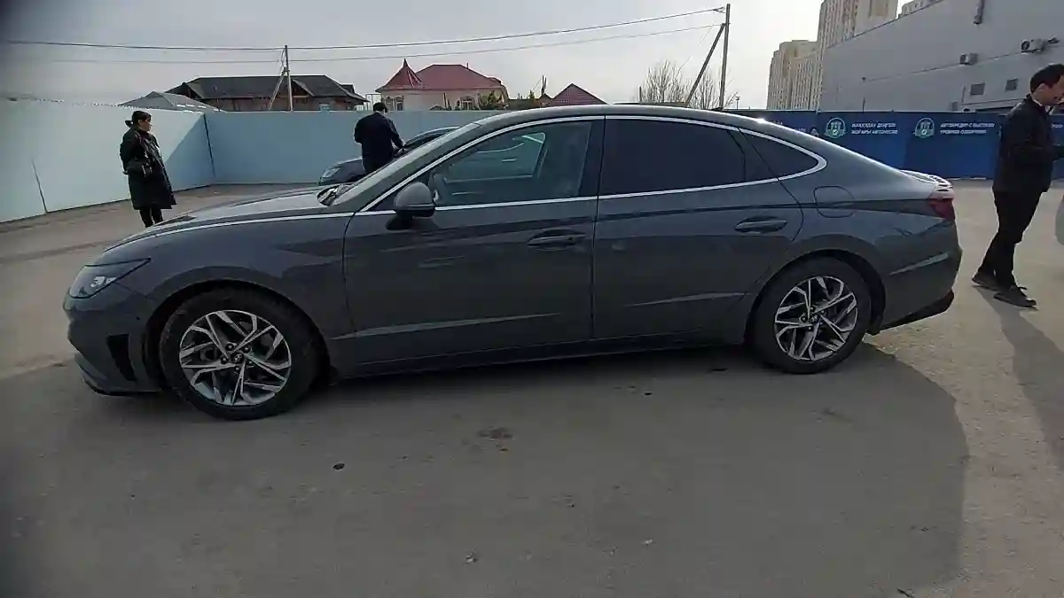 Hyundai Sonata 2020 года за 12 000 000 тг. в Шымкент