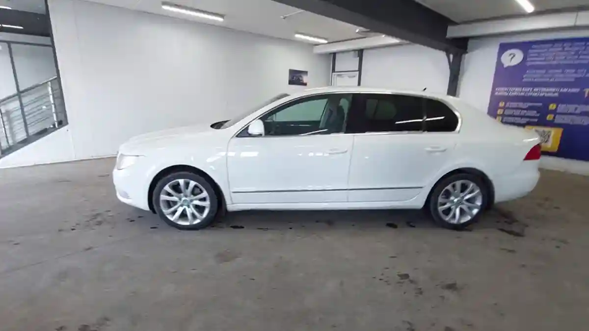 Skoda Superb 2010 года за 3 700 000 тг. в Астана