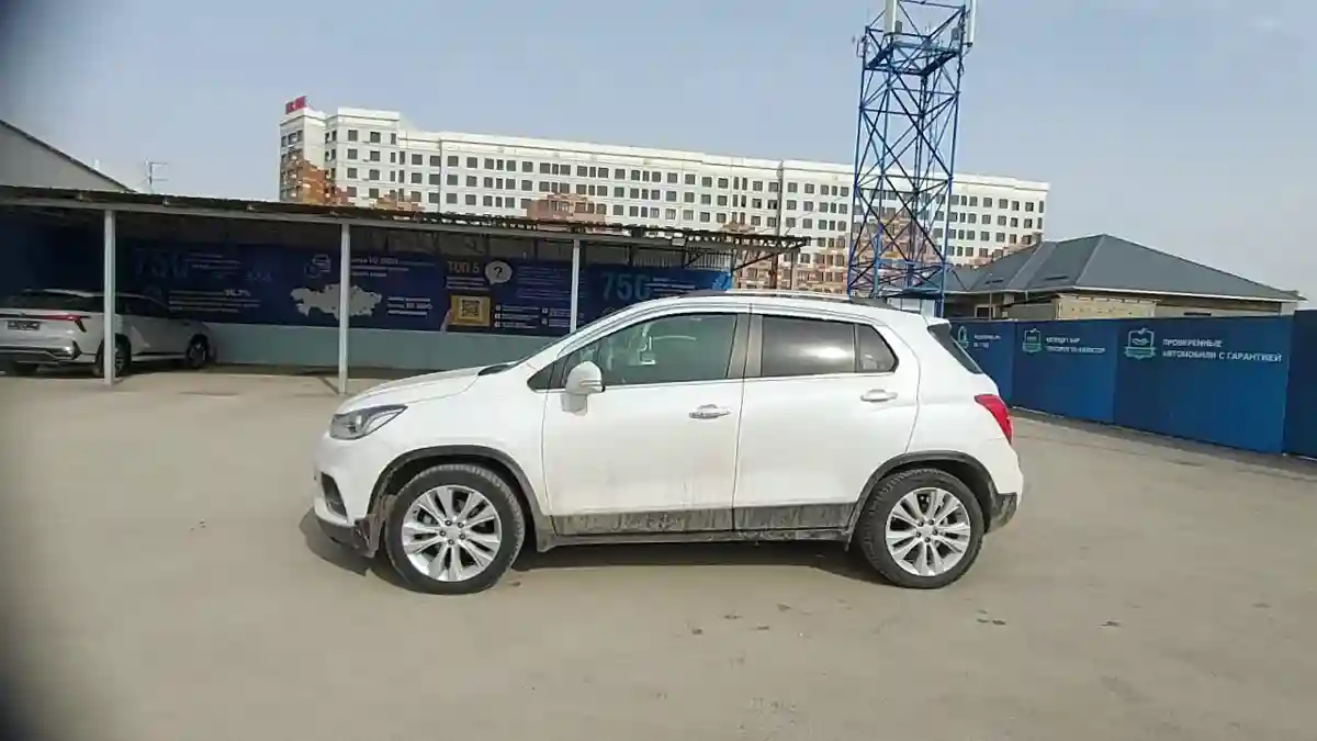 Chevrolet Trax 2018 года за 7 500 000 тг. в Шымкент