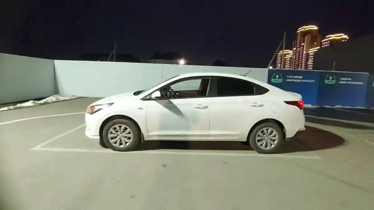 Hyundai Accent 2021 года за 7 500 000 тг. в Шымкент