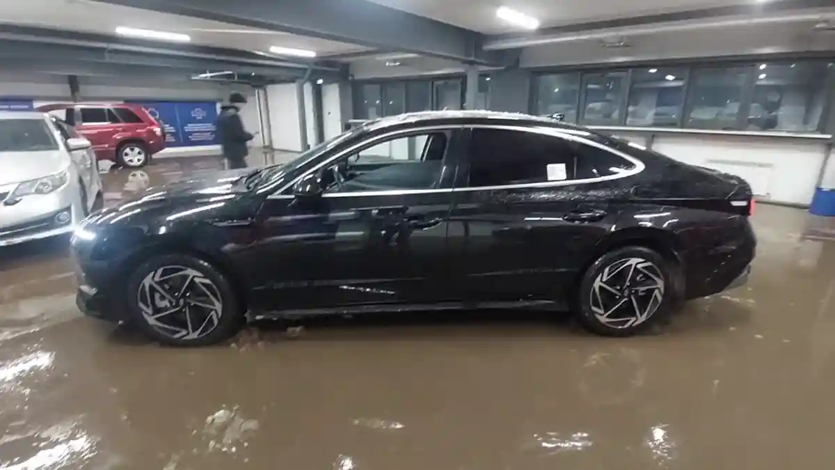 Hyundai Sonata 2023 года за 18 000 000 тг. в Астана