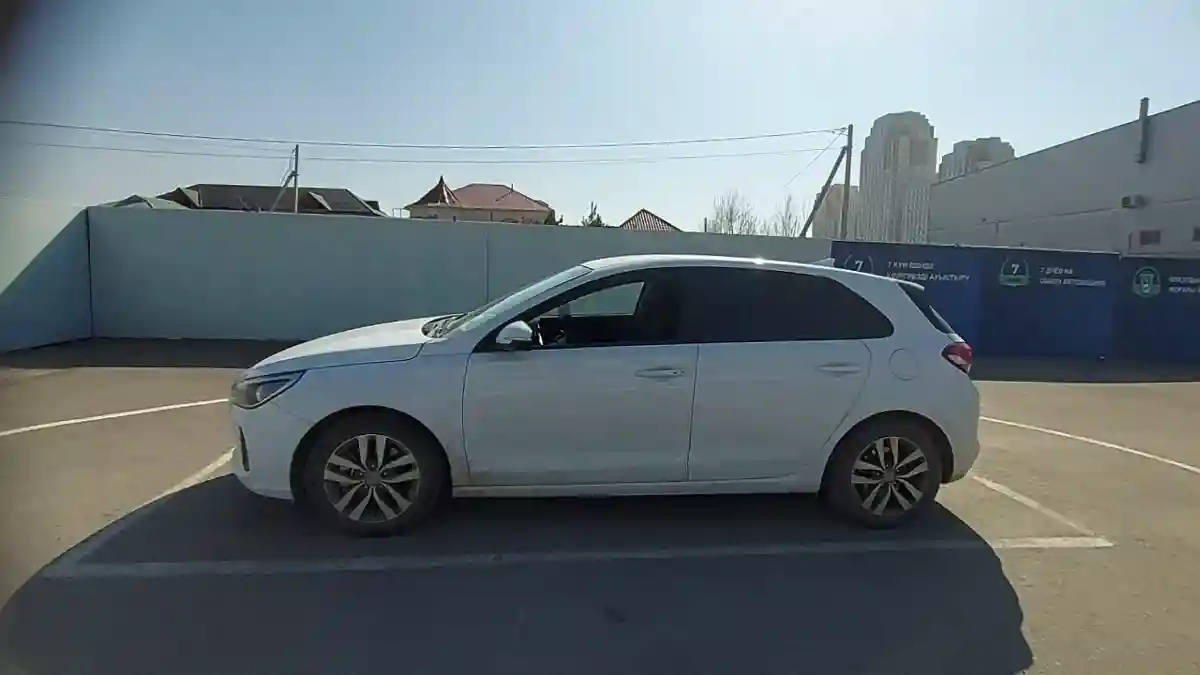 Hyundai i30 2020 года за 8 000 000 тг. в Шымкент