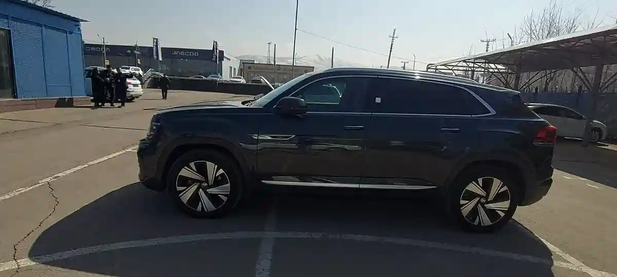Volkswagen Teramont 2021 года за 20 000 000 тг. в Алматы