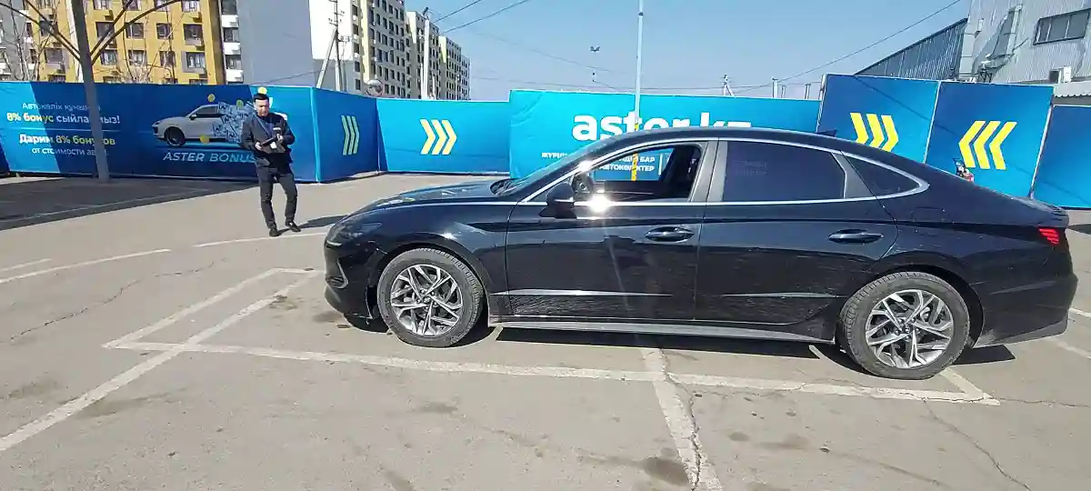 Hyundai Sonata 2021 года за 13 300 000 тг. в Алматы