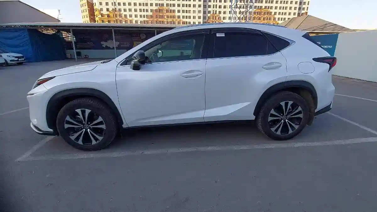 Lexus NX 2021 года за 20 000 000 тг. в Шымкент