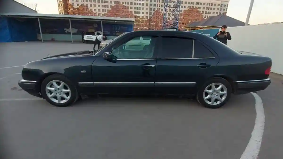 Mercedes-Benz E-Класс 1999 года за 4 000 000 тг. в Шымкент