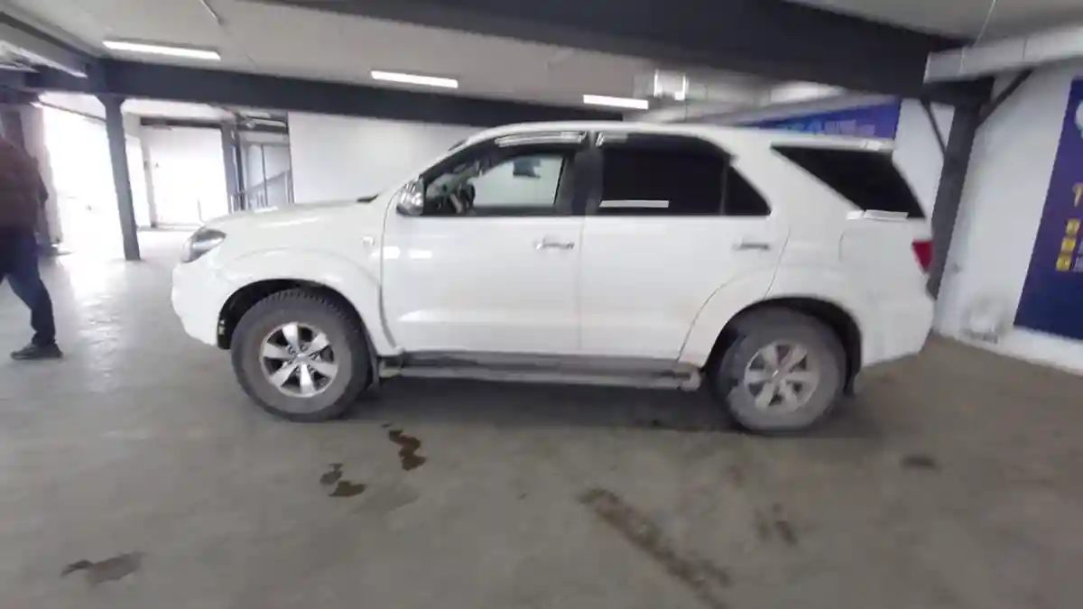 Toyota Fortuner 2007 года за 9 000 000 тг. в Астана