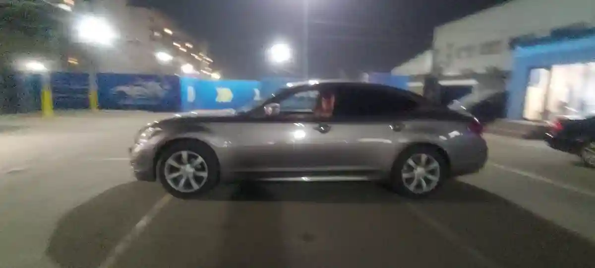 Infiniti M 2012 года за 8 000 000 тг. в Алматы