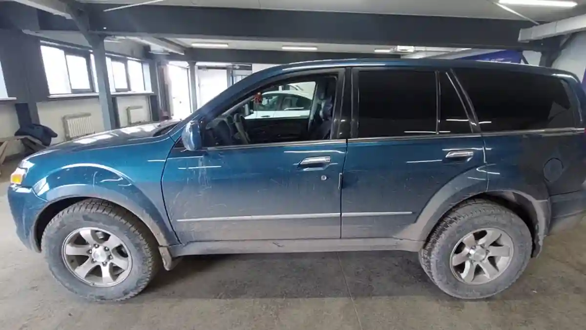 Isuzu Axiom 2002 года за 4 000 000 тг. в Астана