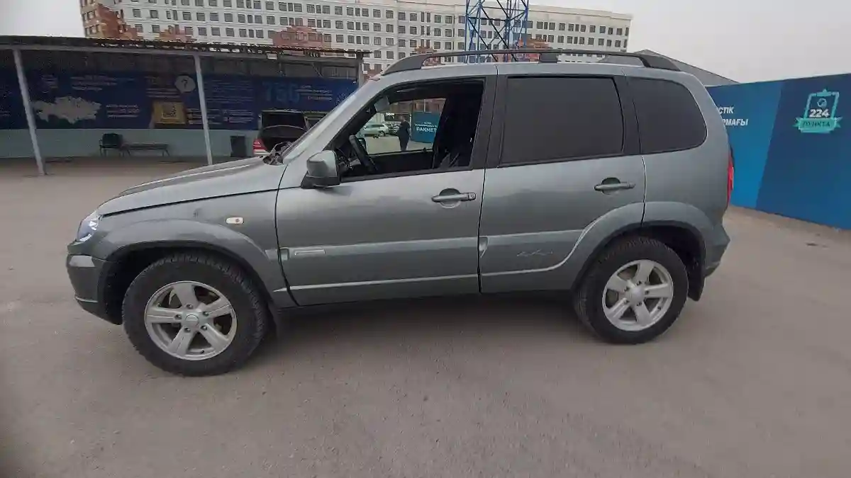 Chevrolet Niva 2014 года за 3 000 000 тг. в Шымкент