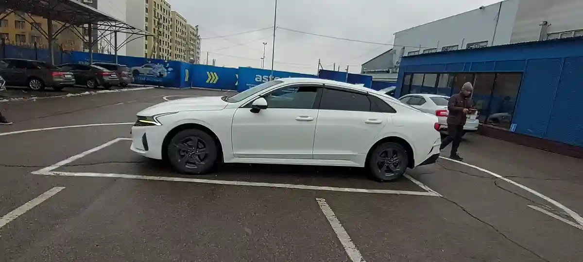 Kia K5 2022 года за 11 300 000 тг. в Алматы