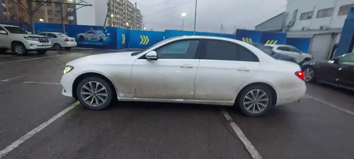 Mercedes-Benz E-Класс 2018 года за 15 000 000 тг. в Алматы