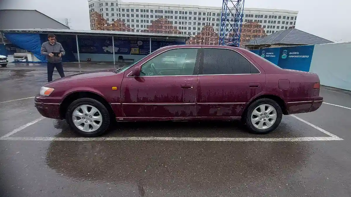 Toyota Camry 1999 года за 2 500 000 тг. в Шымкент