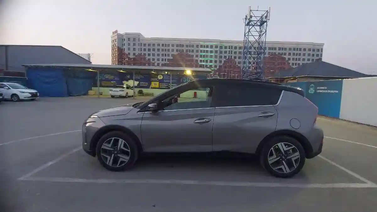 Hyundai Bayon 2023 года за 11 000 000 тг. в Шымкент