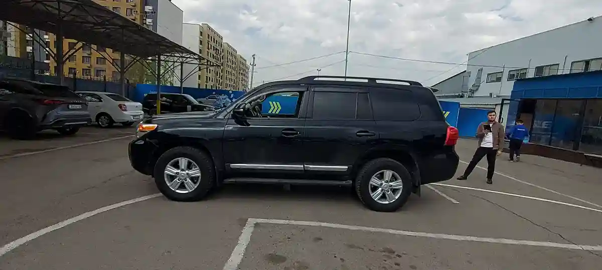 Toyota Land Cruiser 2013 года за 25 000 000 тг. в Алматы