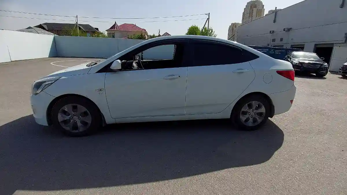 Hyundai Solaris 2014 года за 6 200 000 тг. в Шымкент