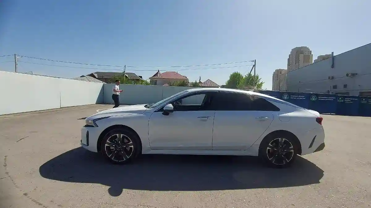 Kia K5 2024 года за 17 000 000 тг. в Шымкент