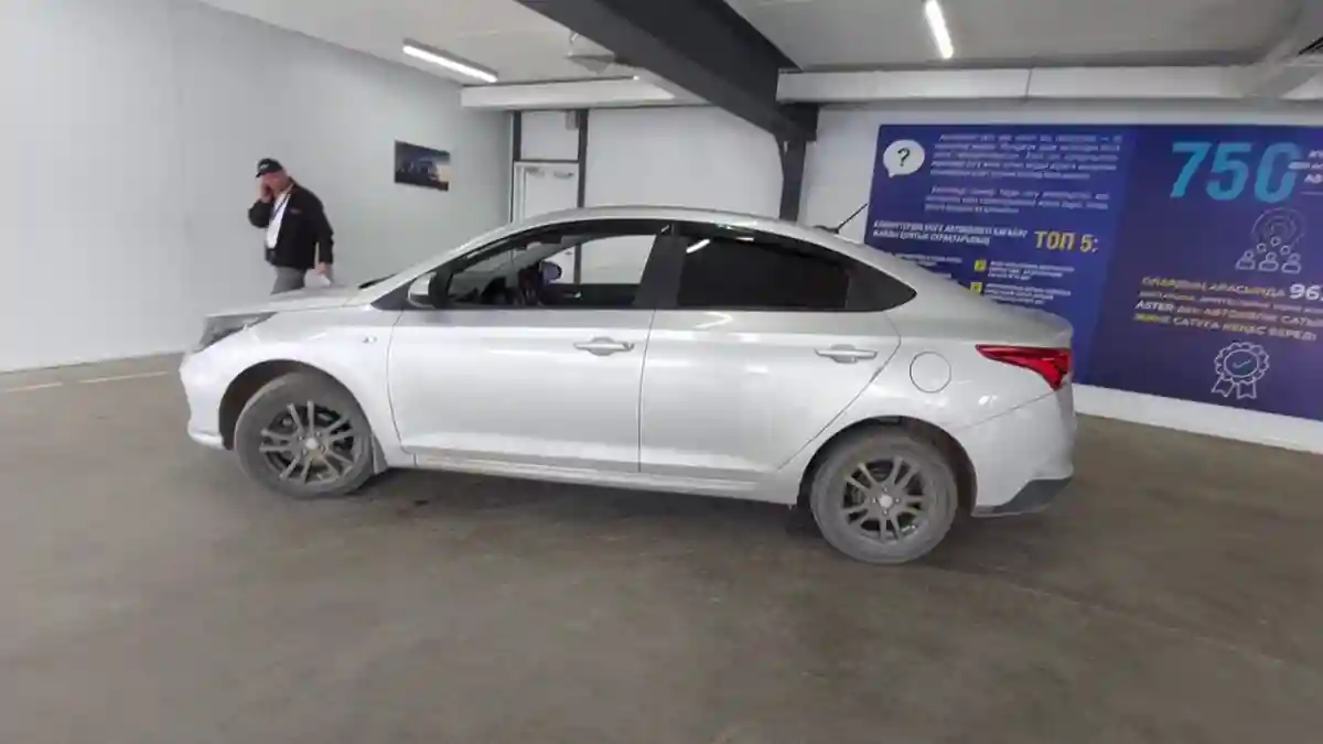 Hyundai Accent 2021 года за 8 000 000 тг. в Астана